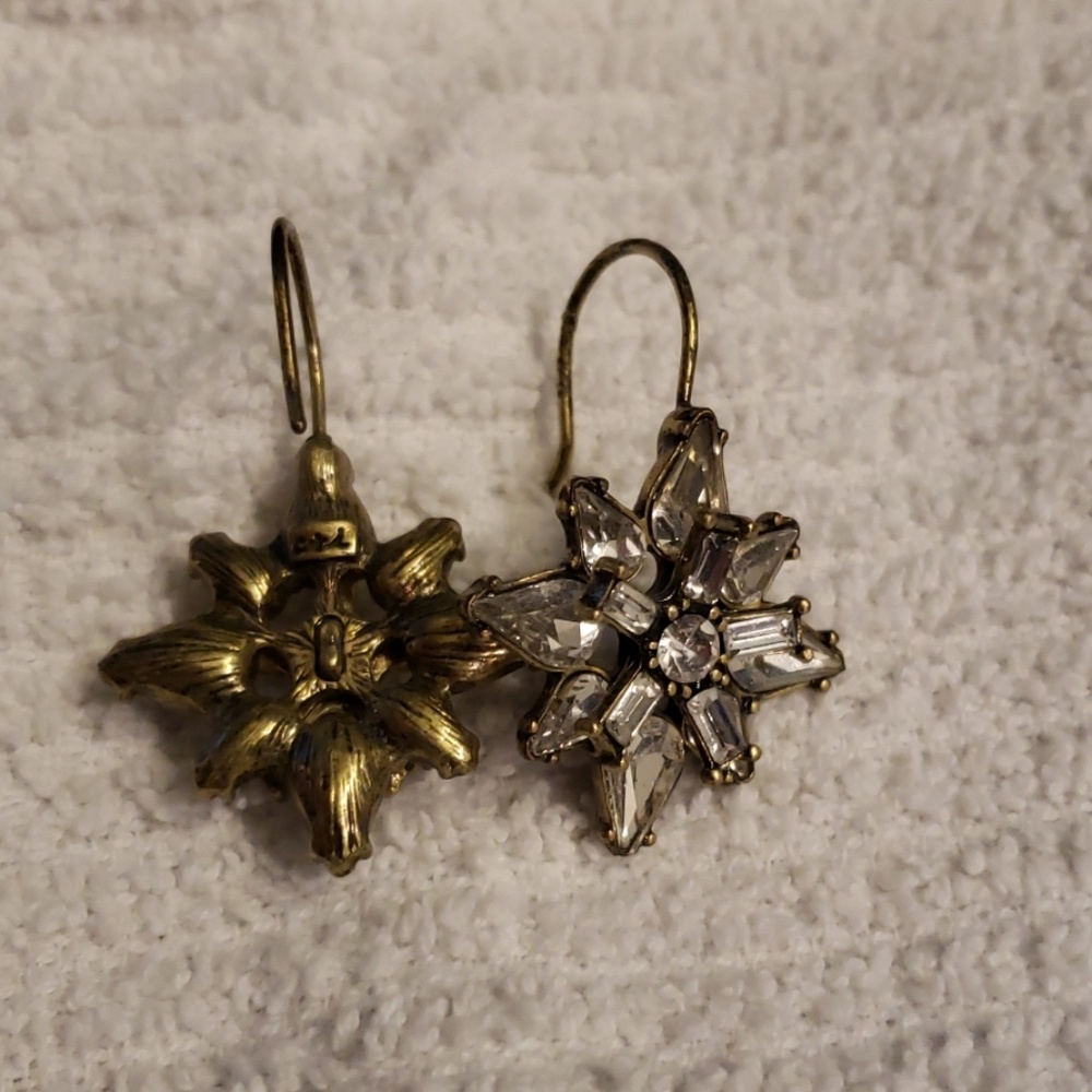 Chloe + Isabel earrings